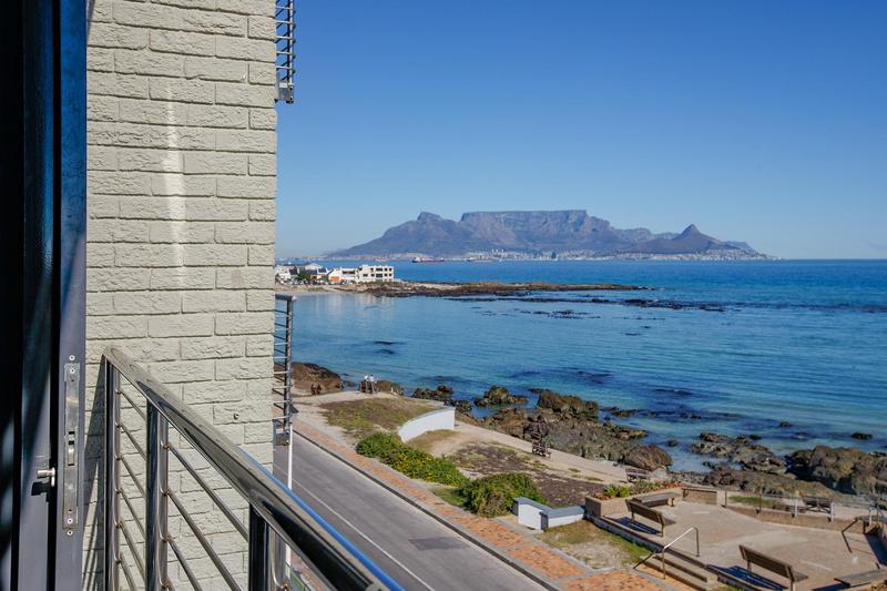 2 Bedroom Property for Sale in Bloubergstrand Western Cape